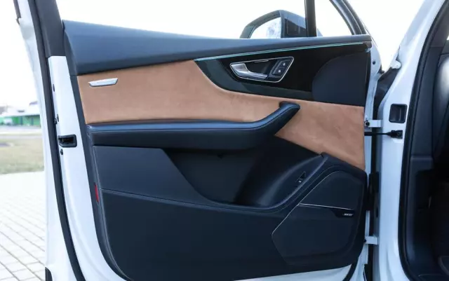 AUDI Q7 3.0 TDI Quattro Tiptronic