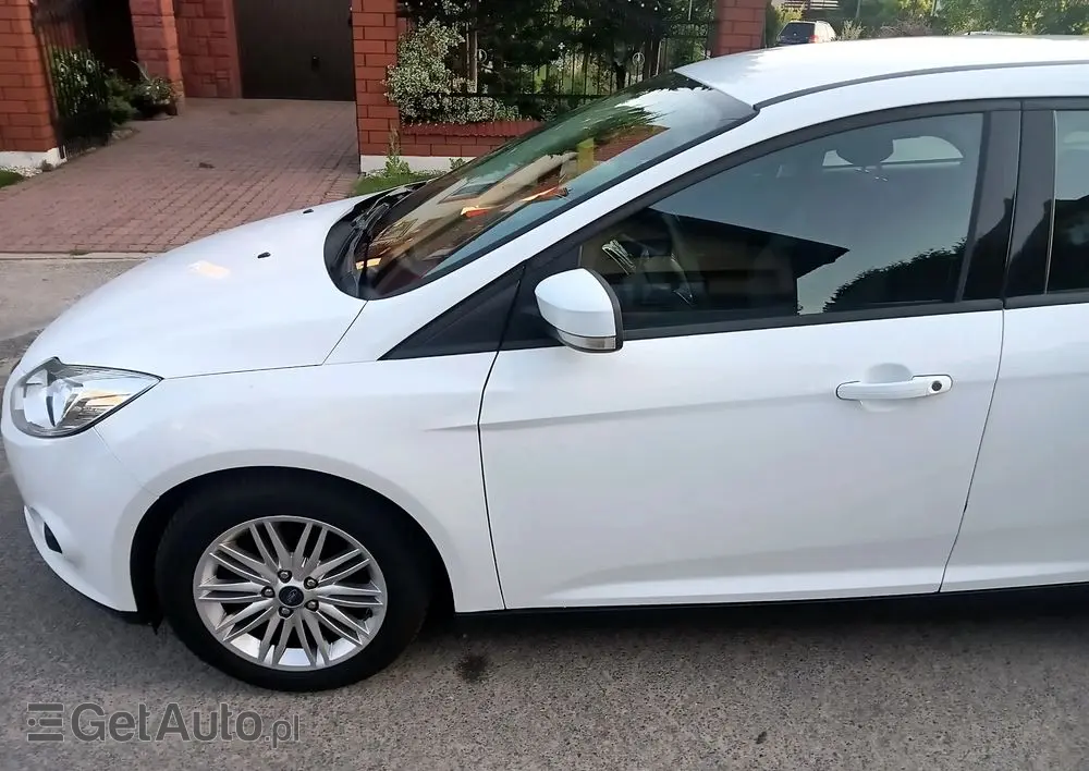 FORD Focus 1.6 TDCi DPF Start-Stopp-System Trend