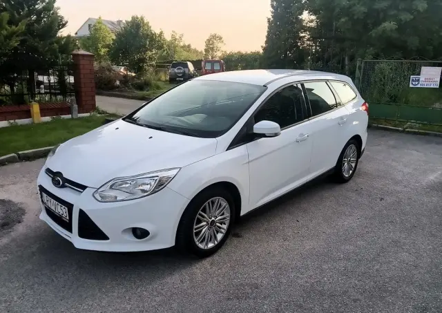 FORD Focus 1.6 TDCi DPF Start-Stopp-System Trend