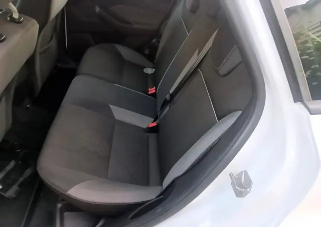 FORD Focus 1.6 TDCi DPF Start-Stopp-System Trend