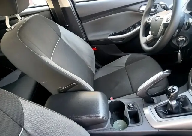 FORD Focus 1.6 TDCi DPF Start-Stopp-System Trend