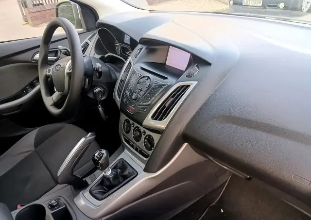 FORD Focus 1.6 TDCi DPF Start-Stopp-System Trend