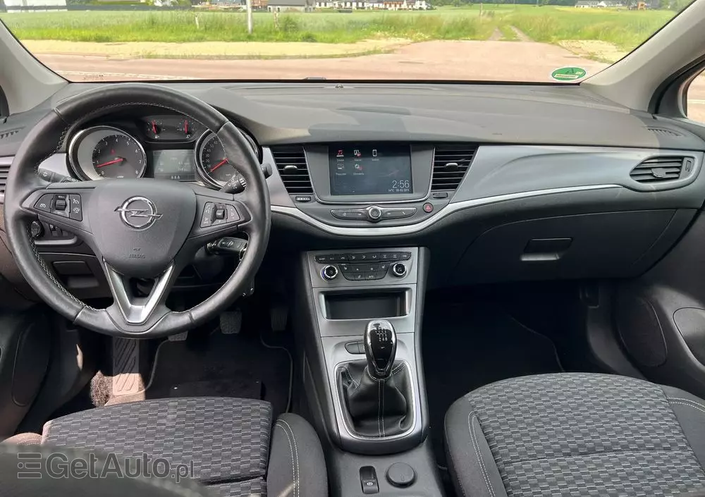 OPEL Astra 1.4 Turbo Edition