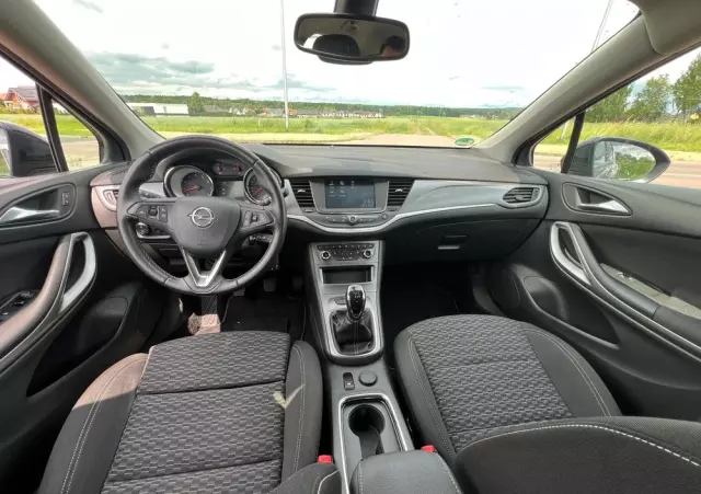 OPEL Astra 1.4 Turbo Edition