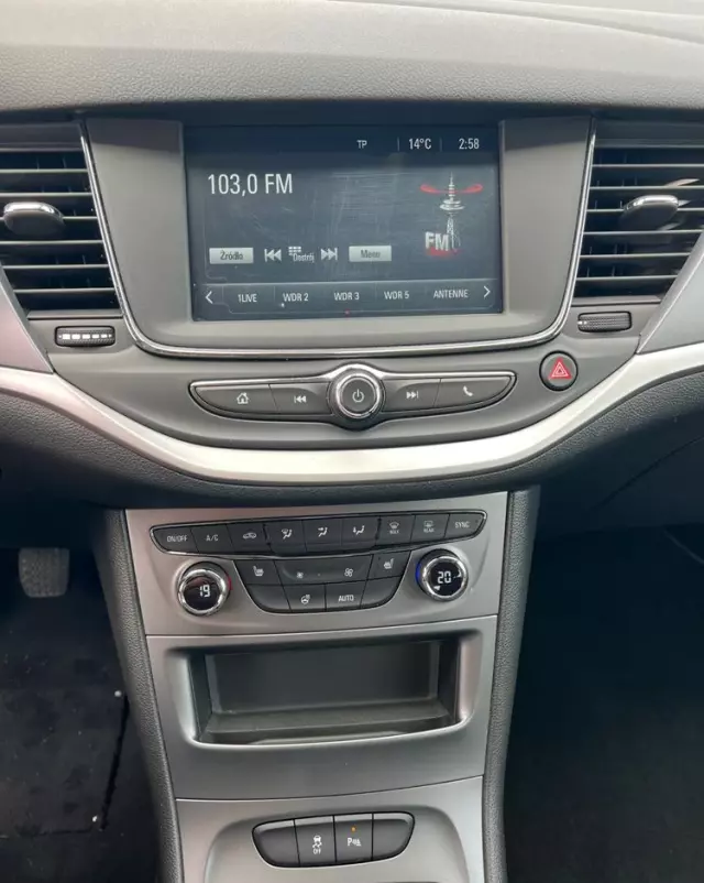 OPEL Astra 1.4 Turbo Edition