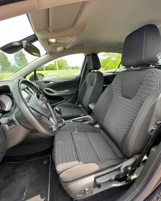 OPEL Astra 1.4 Turbo Edition