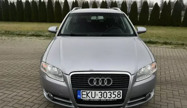 AUDI A4 