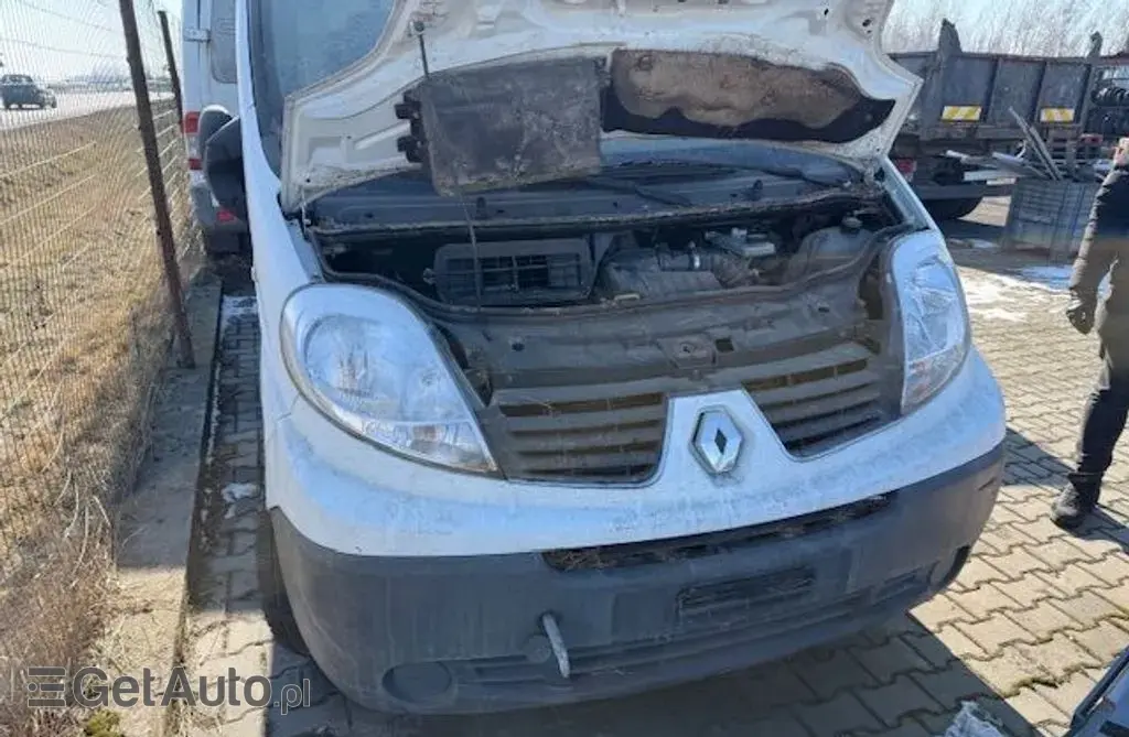 RENAULT Trafic 