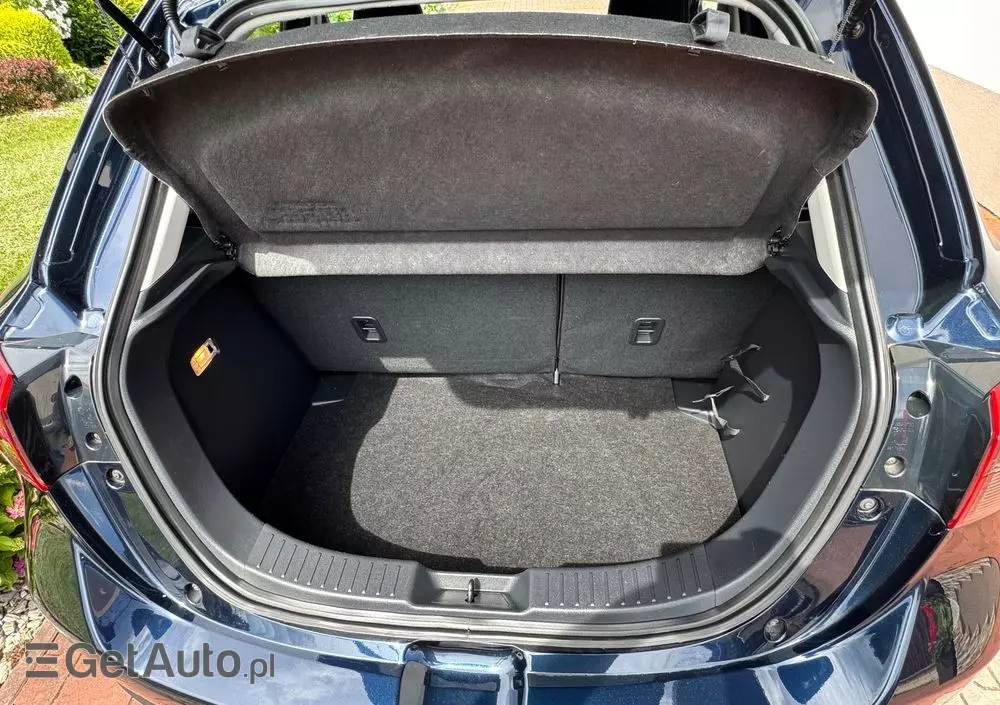 MAZDA 2 SKYACTIV-G 90 Red Edition