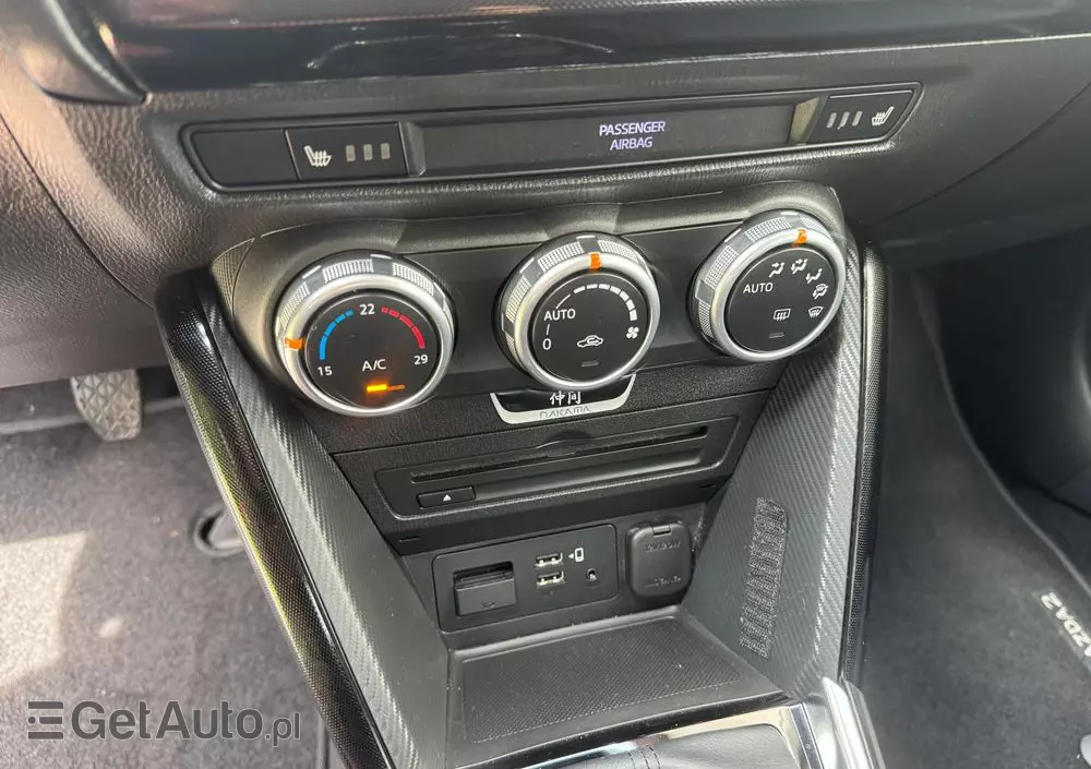 MAZDA 2 SKYACTIV-G 90 Red Edition