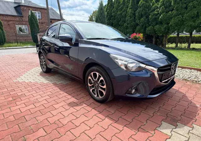 MAZDA 2 SKYACTIV-G 90 Red Edition