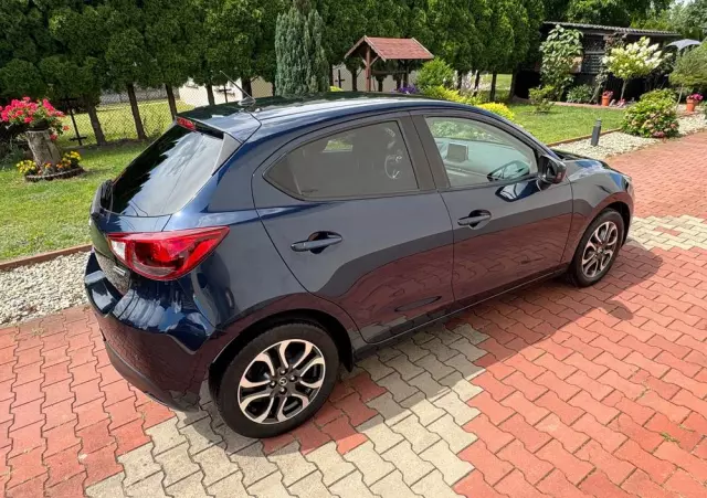 MAZDA 2 SKYACTIV-G 90 Red Edition