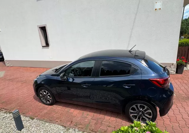 MAZDA 2 SKYACTIV-G 90 Red Edition