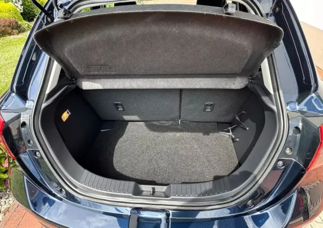 MAZDA 2 SKYACTIV-G 90 Red Edition