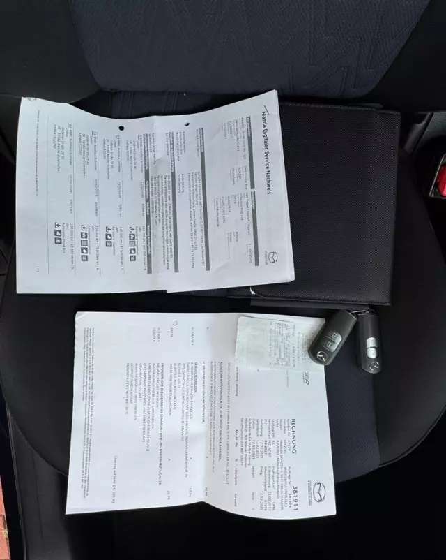 MAZDA 2 SKYACTIV-G 90 Red Edition