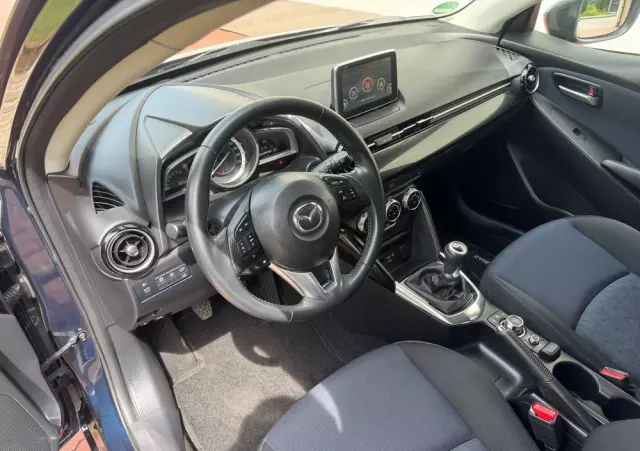 MAZDA 2 SKYACTIV-G 90 Red Edition