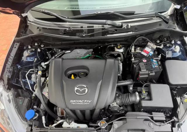 MAZDA 2 SKYACTIV-G 90 Red Edition