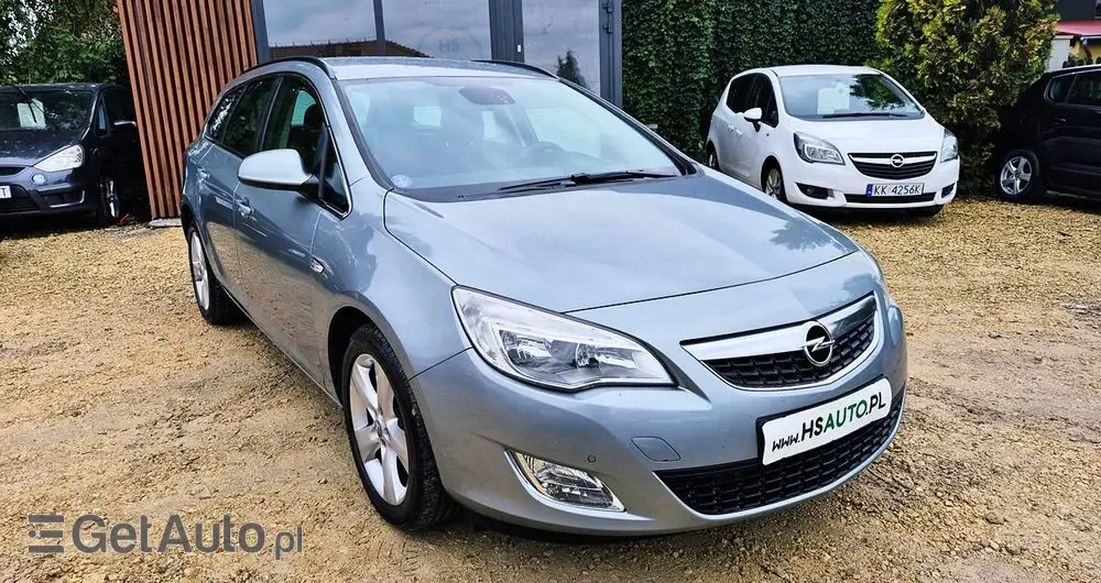 OPEL Astra IV 1.4 T Cosmo