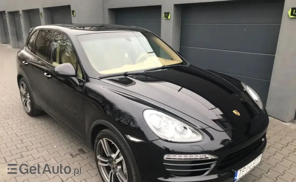 PORSCHE Cayenne 
