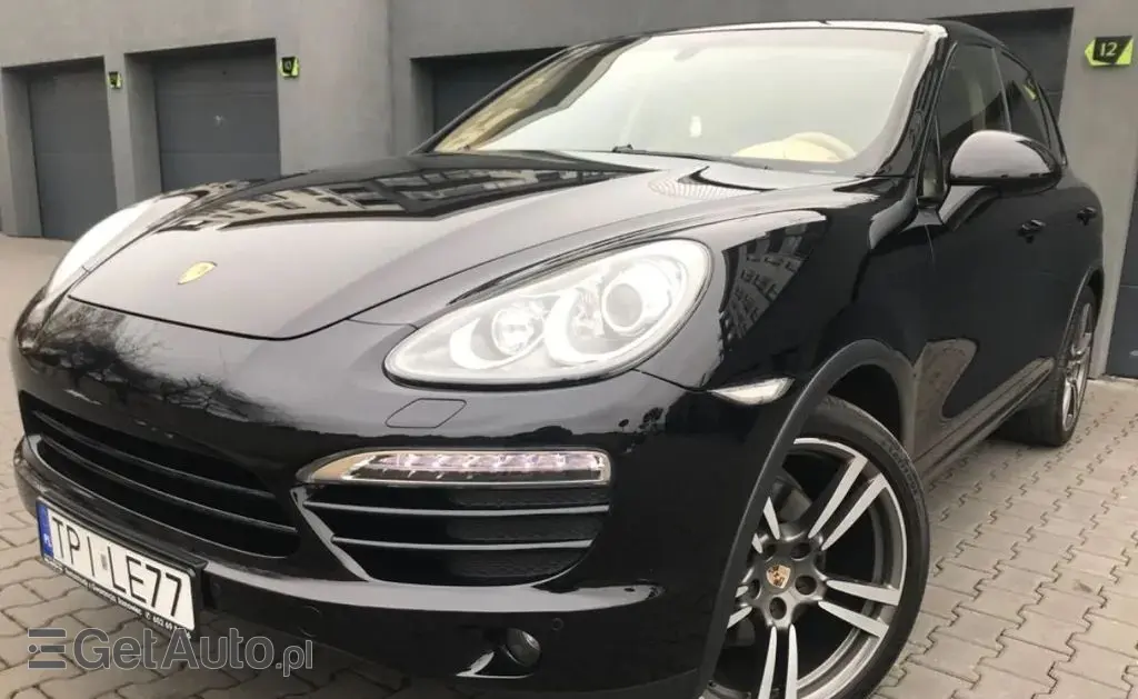PORSCHE Cayenne 