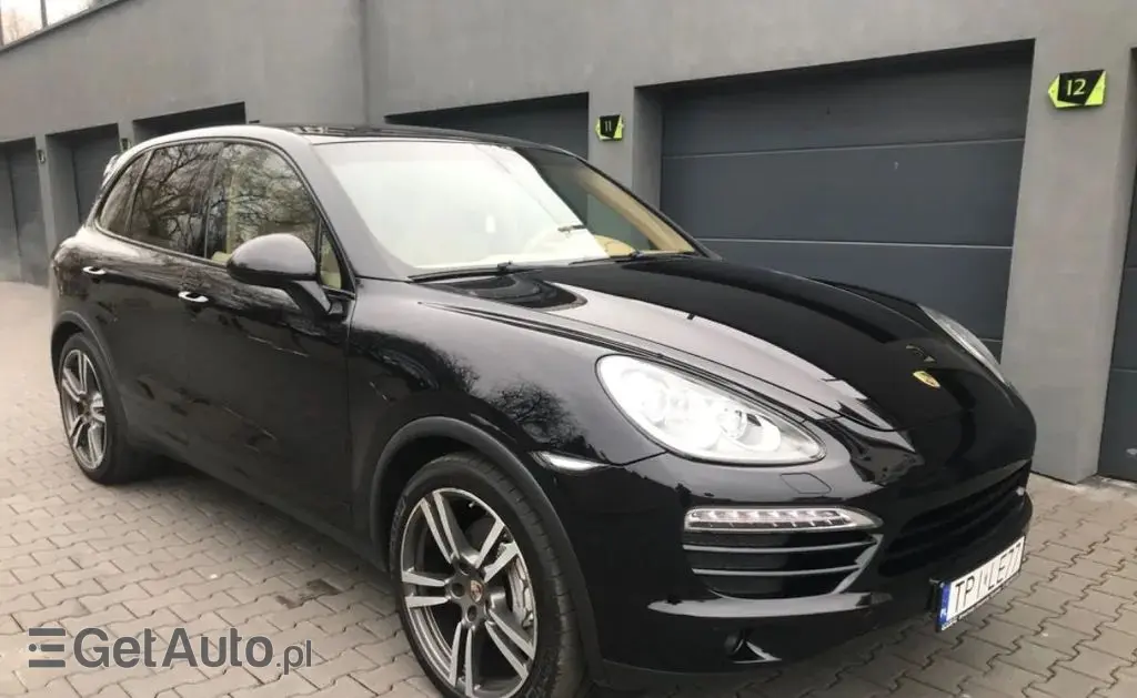 PORSCHE Cayenne 