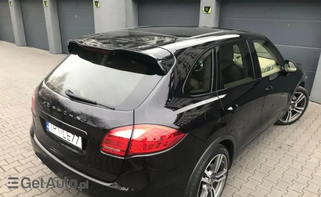 PORSCHE Cayenne 