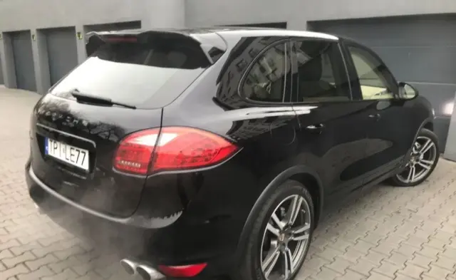 PORSCHE Cayenne 