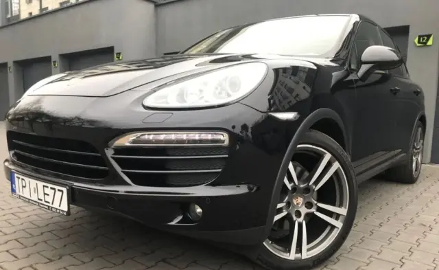 PORSCHE Cayenne 