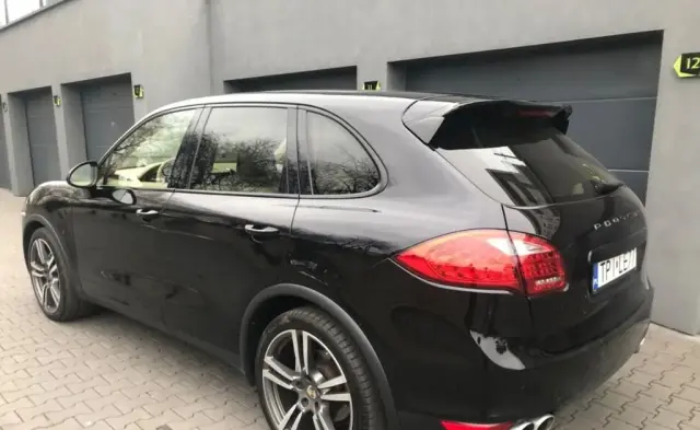PORSCHE Cayenne 