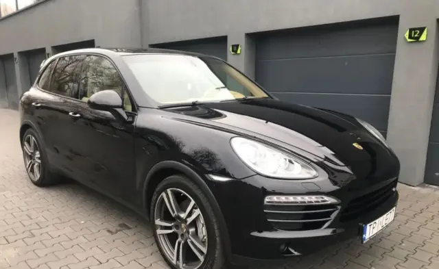 PORSCHE Cayenne 