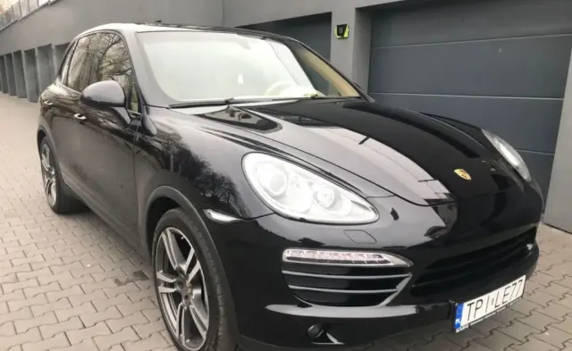 PORSCHE Cayenne 