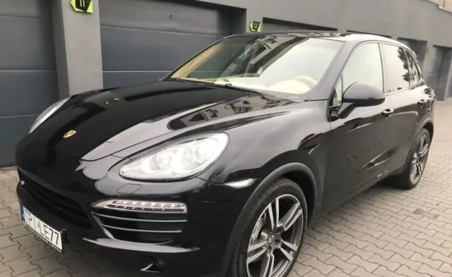 PORSCHE Cayenne 