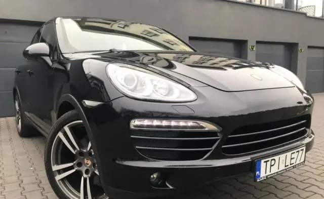 PORSCHE Cayenne 