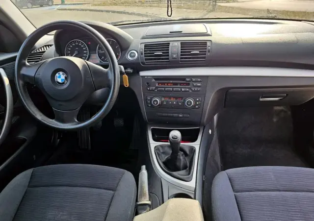 BMW Seria 1 116d DPF Edition Lifestyle