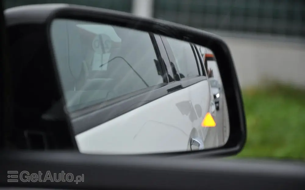 MERCEDES-BENZ Klasa E 350 BlueTEC 4-Matic Avantgarde