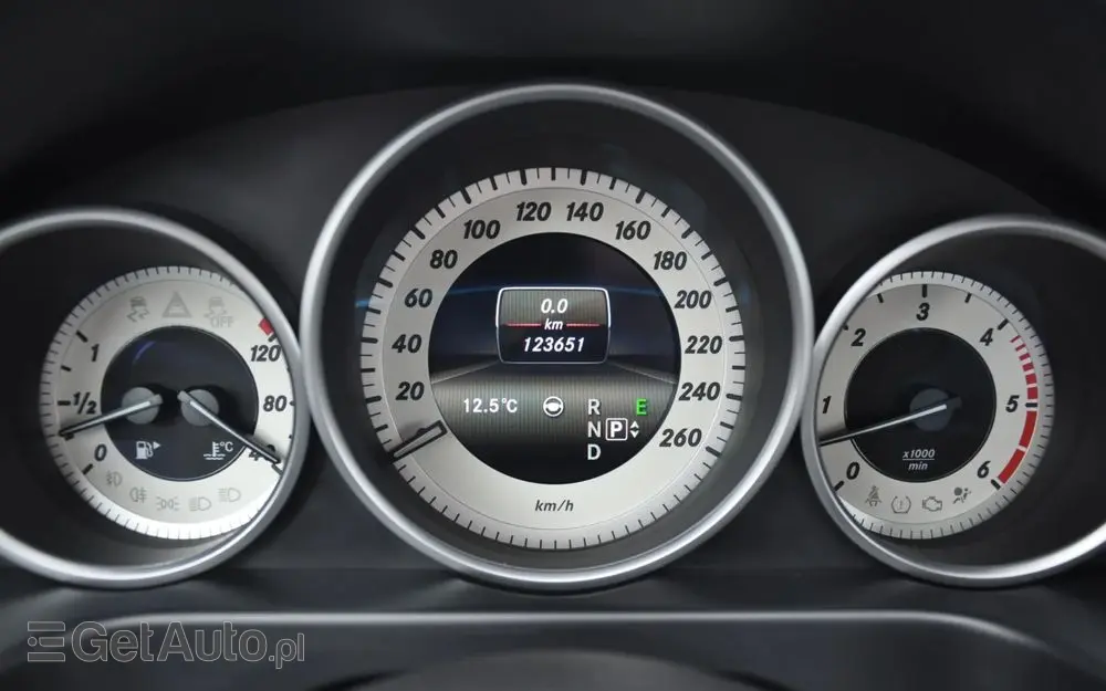 MERCEDES-BENZ Klasa E 350 BlueTEC 4-Matic Avantgarde