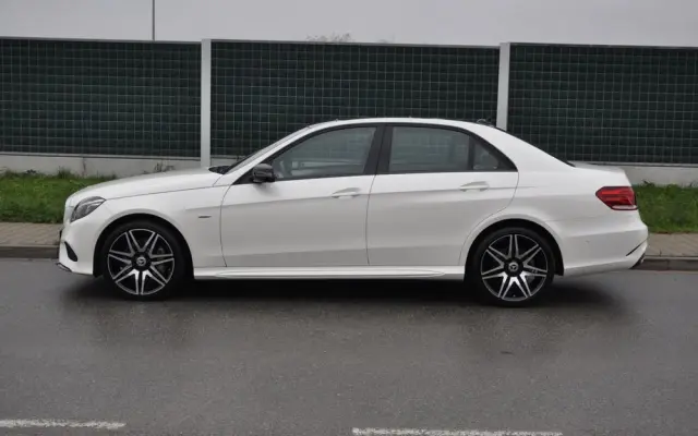 MERCEDES-BENZ Klasa E 350 BlueTEC 4-Matic Avantgarde