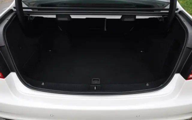 MERCEDES-BENZ Klasa E 350 BlueTEC 4-Matic Avantgarde