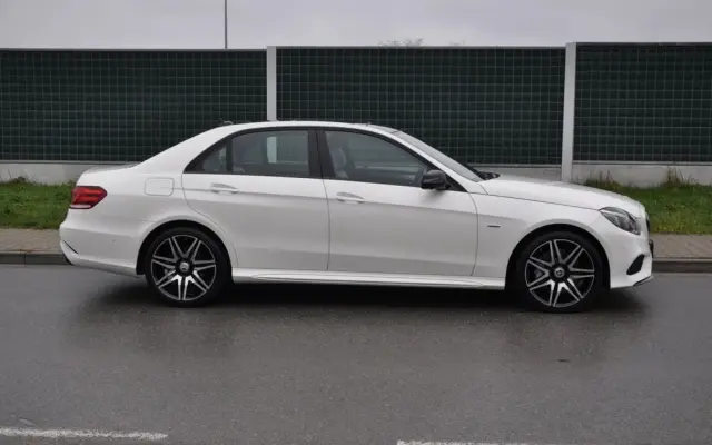 MERCEDES-BENZ Klasa E 350 BlueTEC 4-Matic Avantgarde
