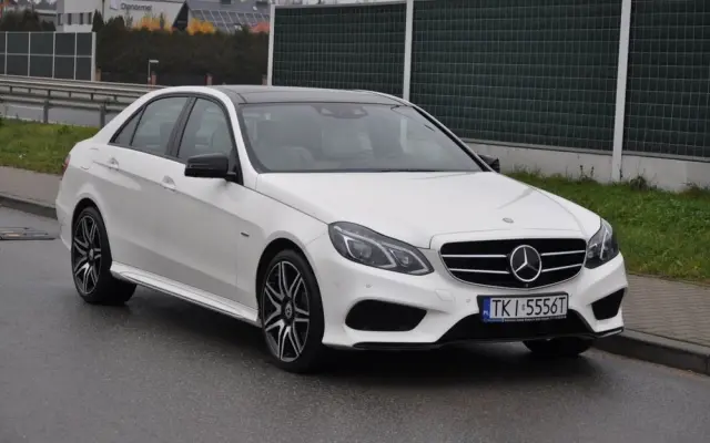 MERCEDES-BENZ Klasa E 350 BlueTEC 4-Matic Avantgarde