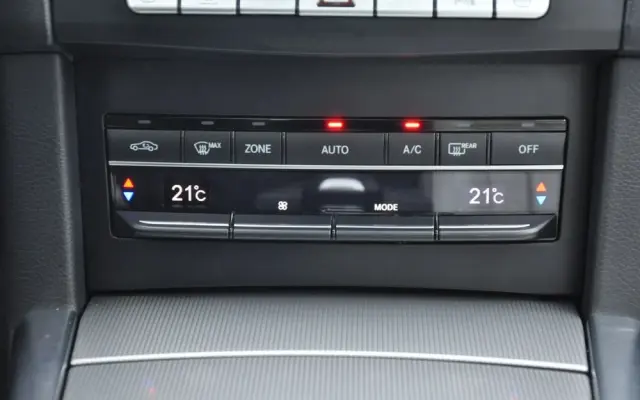 MERCEDES-BENZ Klasa E 350 BlueTEC 4-Matic Avantgarde