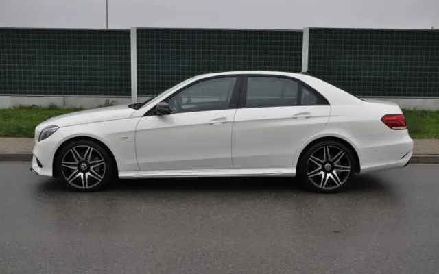 MERCEDES-BENZ Klasa E 350 BlueTEC 4-Matic Avantgarde