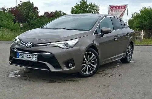 TOYOTA Avensis 