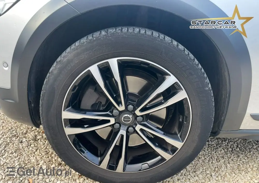 VOLVO V90 Cross Country 