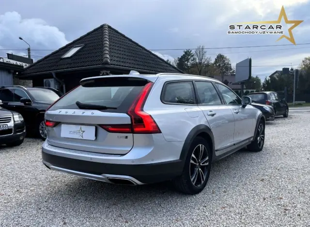 VOLVO V90 Cross Country 