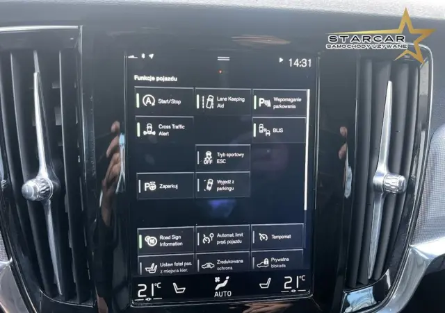 VOLVO V90 Cross Country 