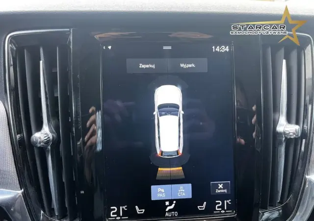 VOLVO V90 Cross Country 