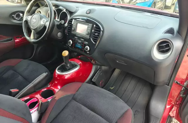 NISSAN Juke 