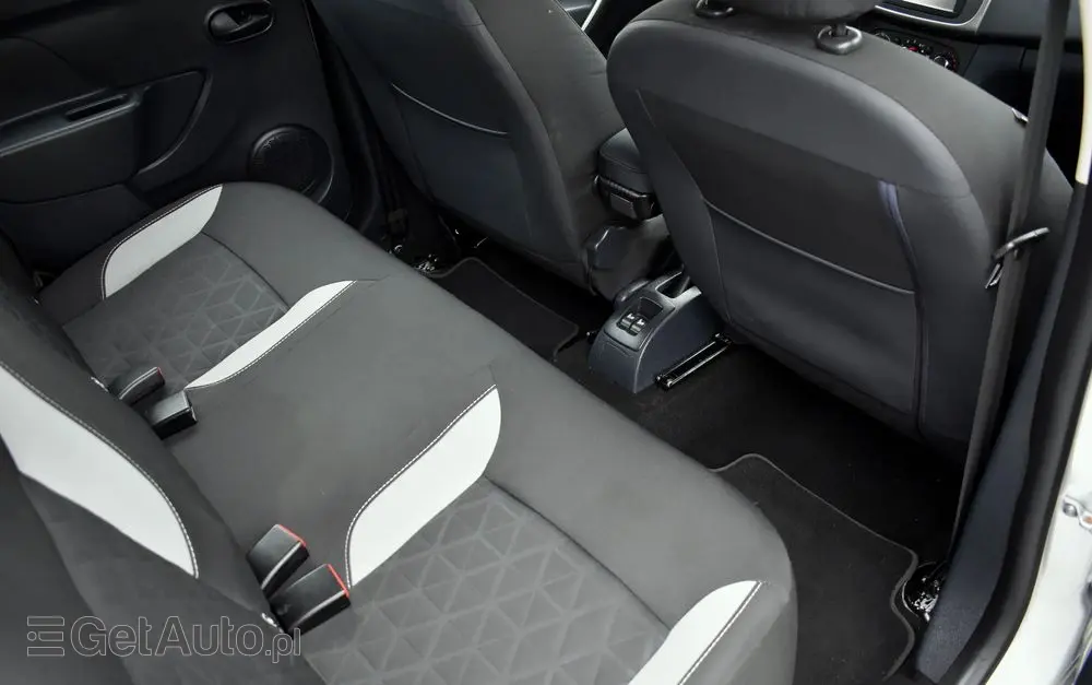 DACIA Sandero Stepway DCi 90 (S&S) Essential