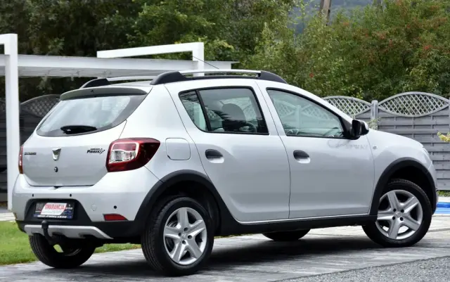 DACIA Sandero Stepway DCi 90 (S&S) Essential